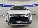 Thumbnail '2' of Mitsubishi Outlander