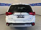 Thumbnail '6' of Mitsubishi Outlander