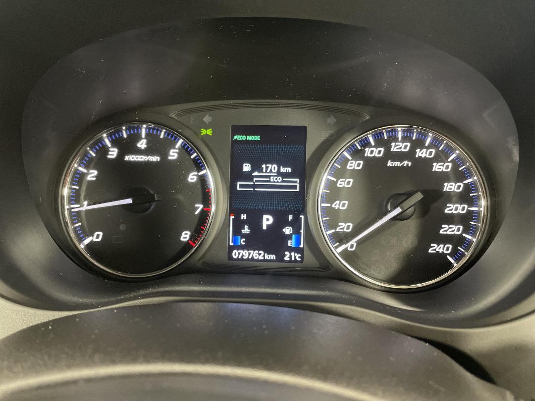 Photo '21' of Mitsubishi Outlander