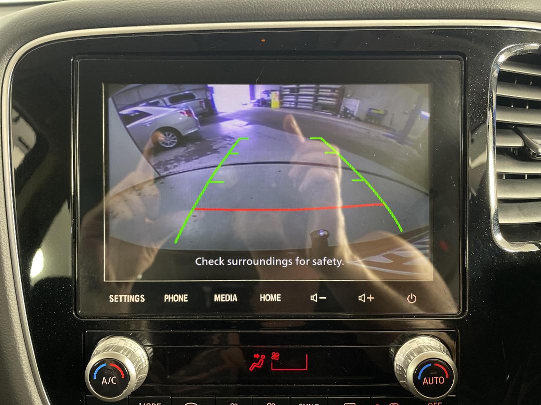 Photo '25' of Mitsubishi Outlander