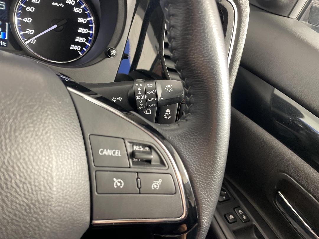 Photo '27' of Mitsubishi Outlander