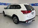 Thumbnail '5' of Mitsubishi Outlander
