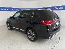 Thumbnail '5' of Mitsubishi Outlander
