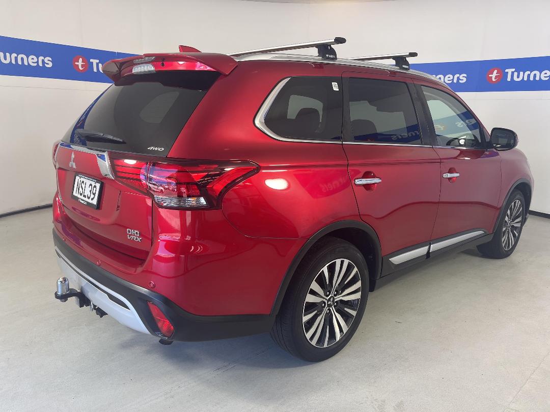 Photo '7' of Mitsubishi Outlander