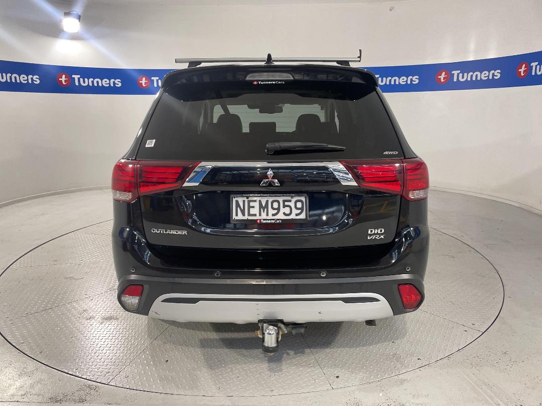 Photo '6' of Mitsubishi Outlander