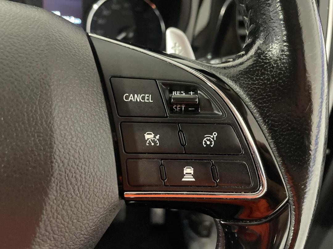 Photo '26' of Mitsubishi Outlander