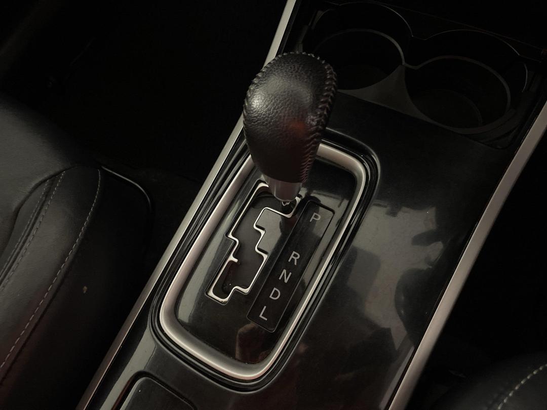 Photo '31' of Mitsubishi Outlander