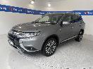 Thumbnail '4' of Mitsubishi Outlander