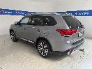 Thumbnail '5' of Mitsubishi Outlander