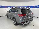 Thumbnail '5' of Mitsubishi Outlander