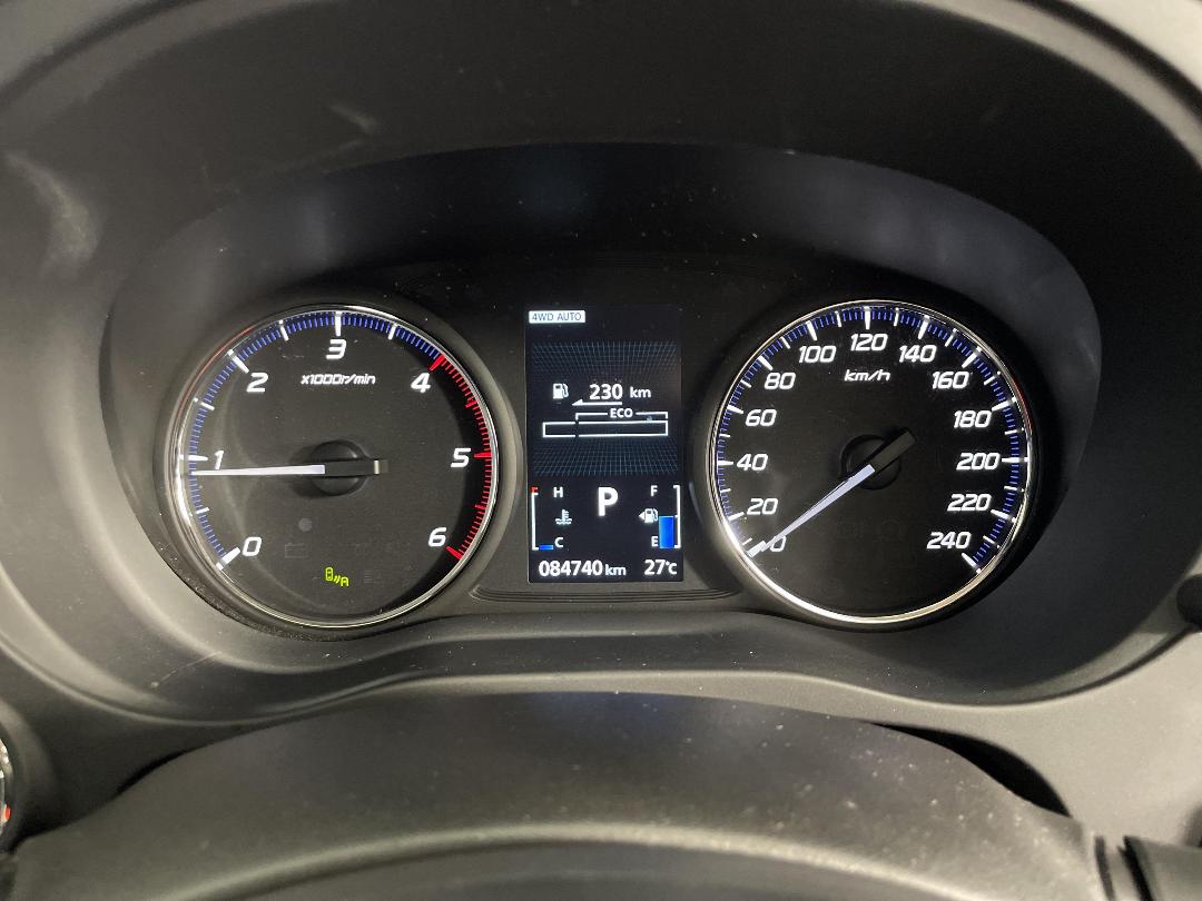 Photo '21' of Mitsubishi Outlander