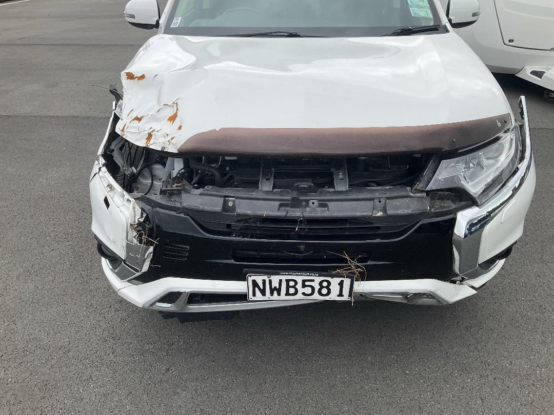 Photo '8' of Mitsubishi Outlander XLS Photo '8' of Mitsubishi Outlander XLS