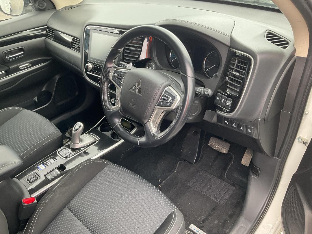 Photo '10' of Mitsubishi Outlander XLS Photo '10' of Mitsubishi Outlander XLS