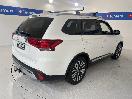 Thumbnail '7' of Mitsubishi Outlander
