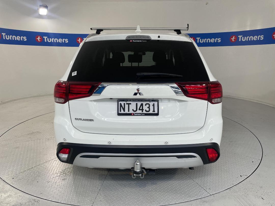 Photo '6' of Mitsubishi Outlander Photo '6' of Mitsubishi Outlander