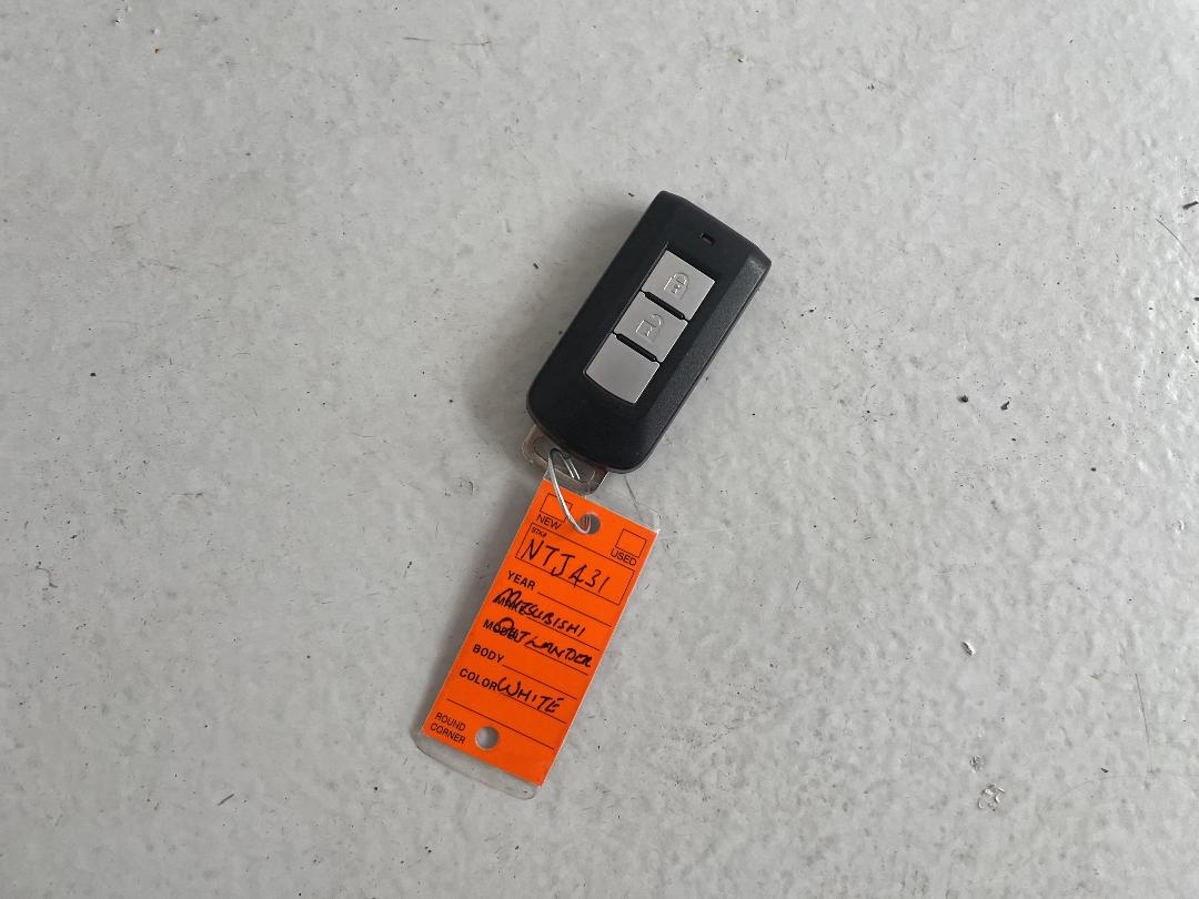 Photo '22' of Mitsubishi Outlander Photo '22' of Mitsubishi Outlander