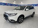 Thumbnail '4' of Mitsubishi Outlander