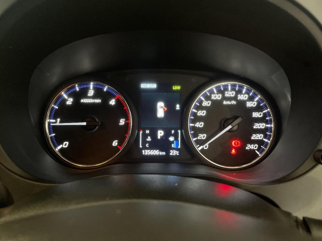 Photo '21' of Mitsubishi Outlander Photo '21' of Mitsubishi Outlander