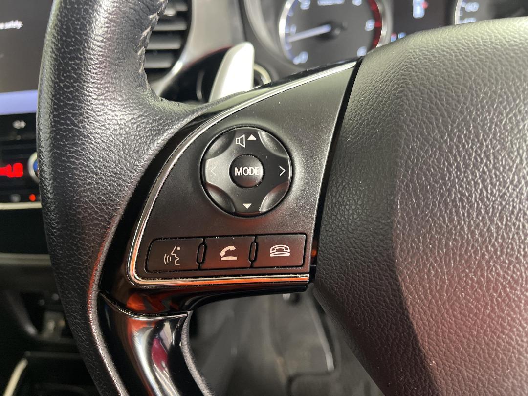 Photo '24' of Mitsubishi Outlander