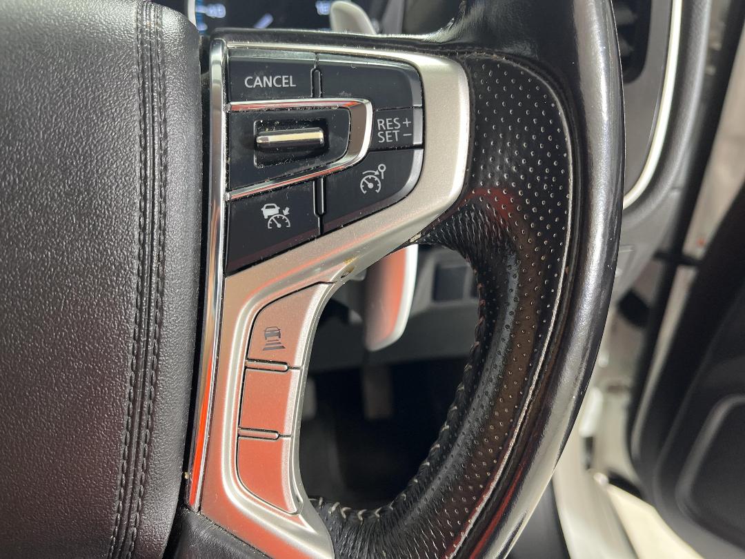 Photo '25' of Mitsubishi Outlander