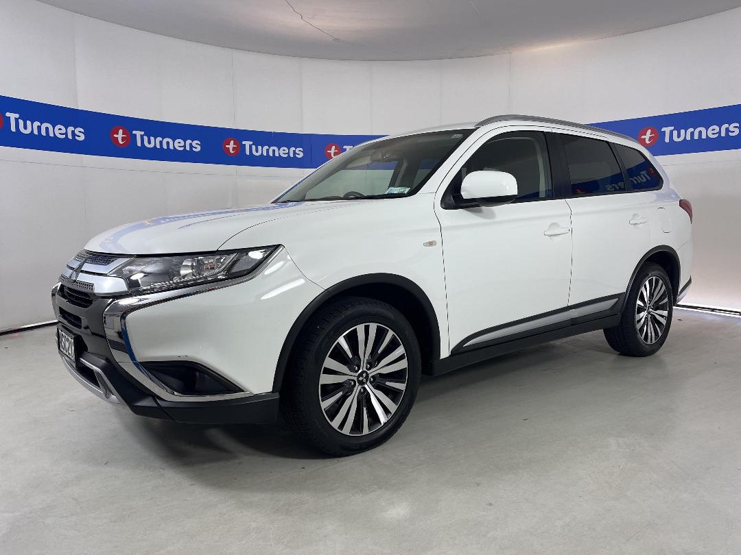 Photo '4' of Mitsubishi Outlander