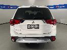 Thumbnail '6' of Mitsubishi Outlander