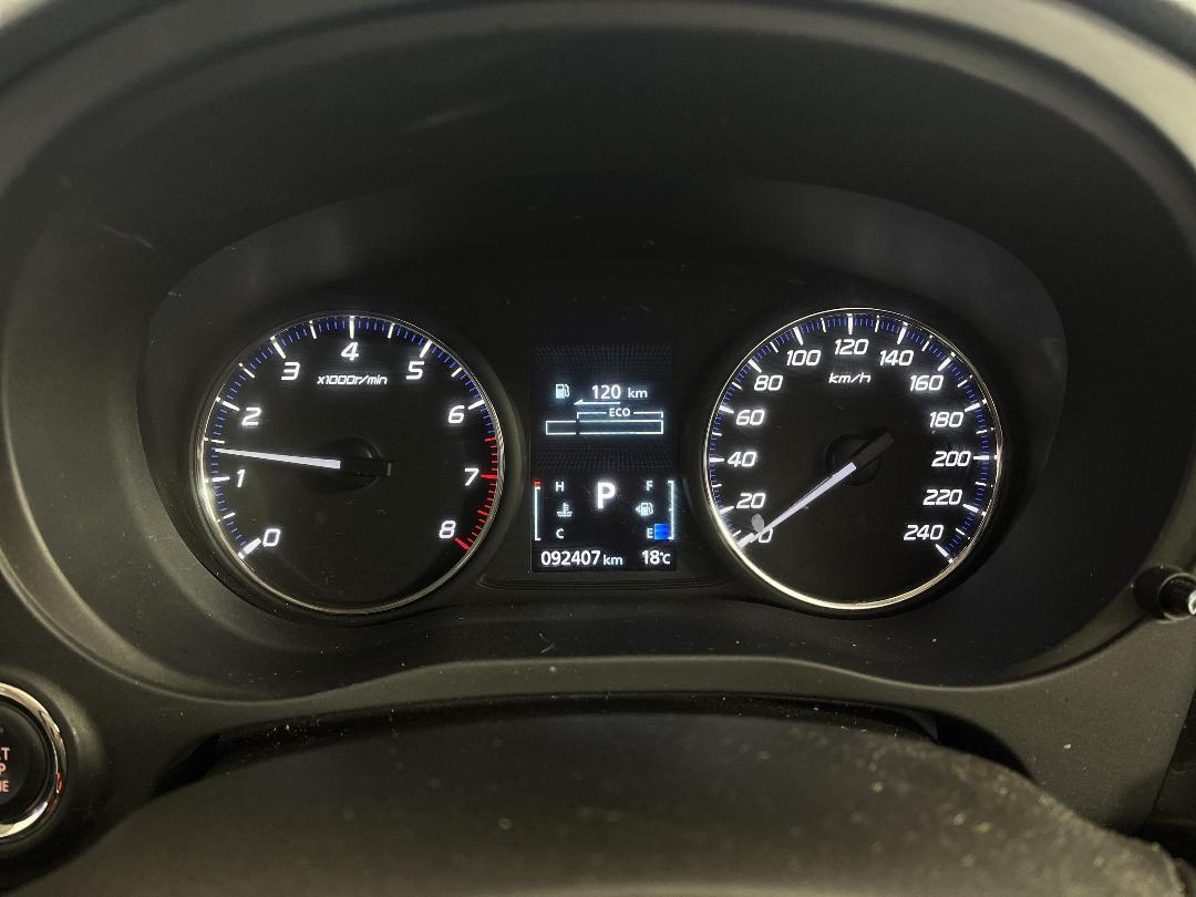 Photo '21' of Mitsubishi Outlander