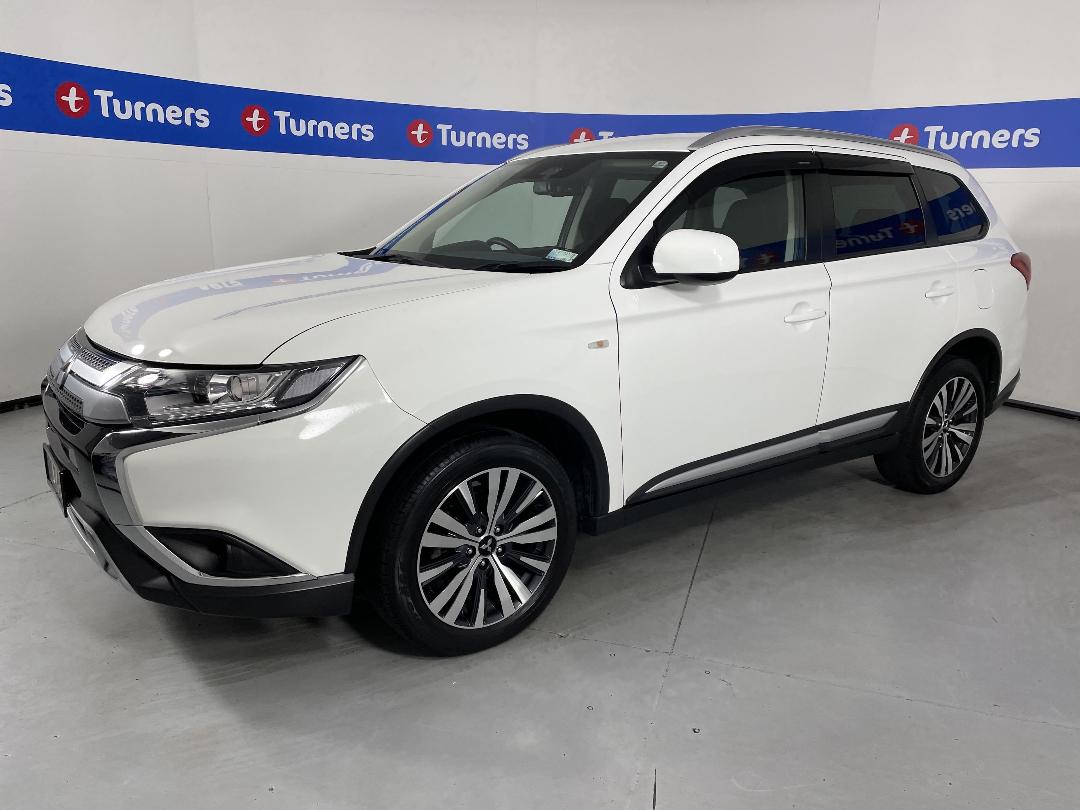 Photo '4' of Mitsubishi Outlander