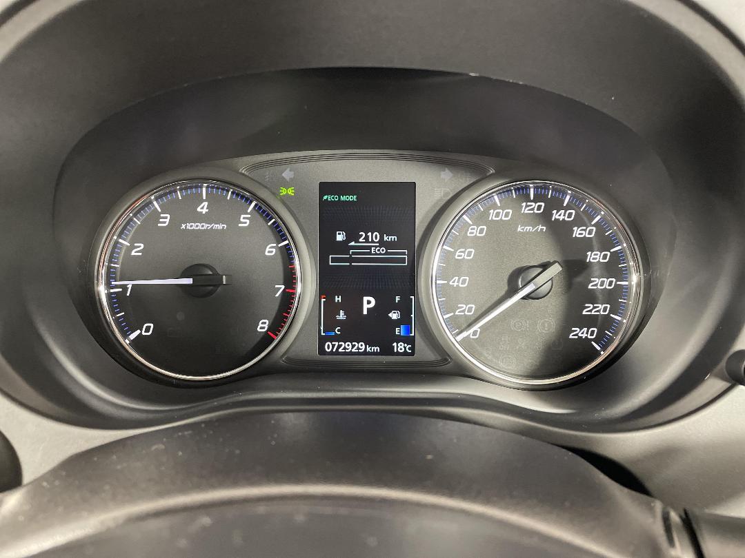 Photo '21' of Mitsubishi Outlander