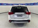Thumbnail '6' of Mitsubishi Outlander
