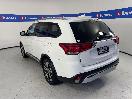 Thumbnail '5' of Mitsubishi Outlander