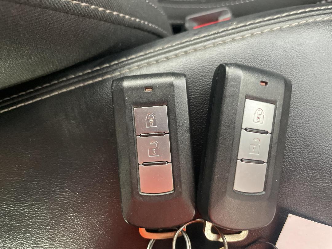 Photo '22' of Mitsubishi Outlander Photo '22' of Mitsubishi Outlander