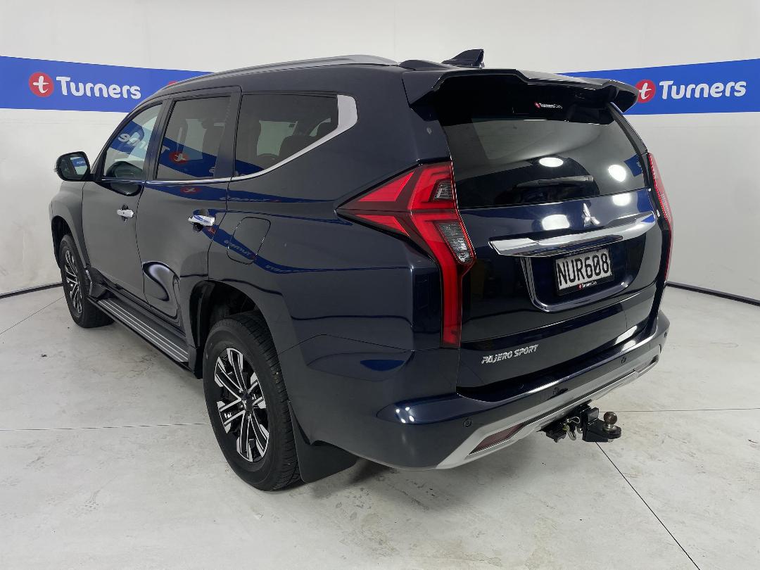 Photo '5' of Mitsubishi Pajero Sport