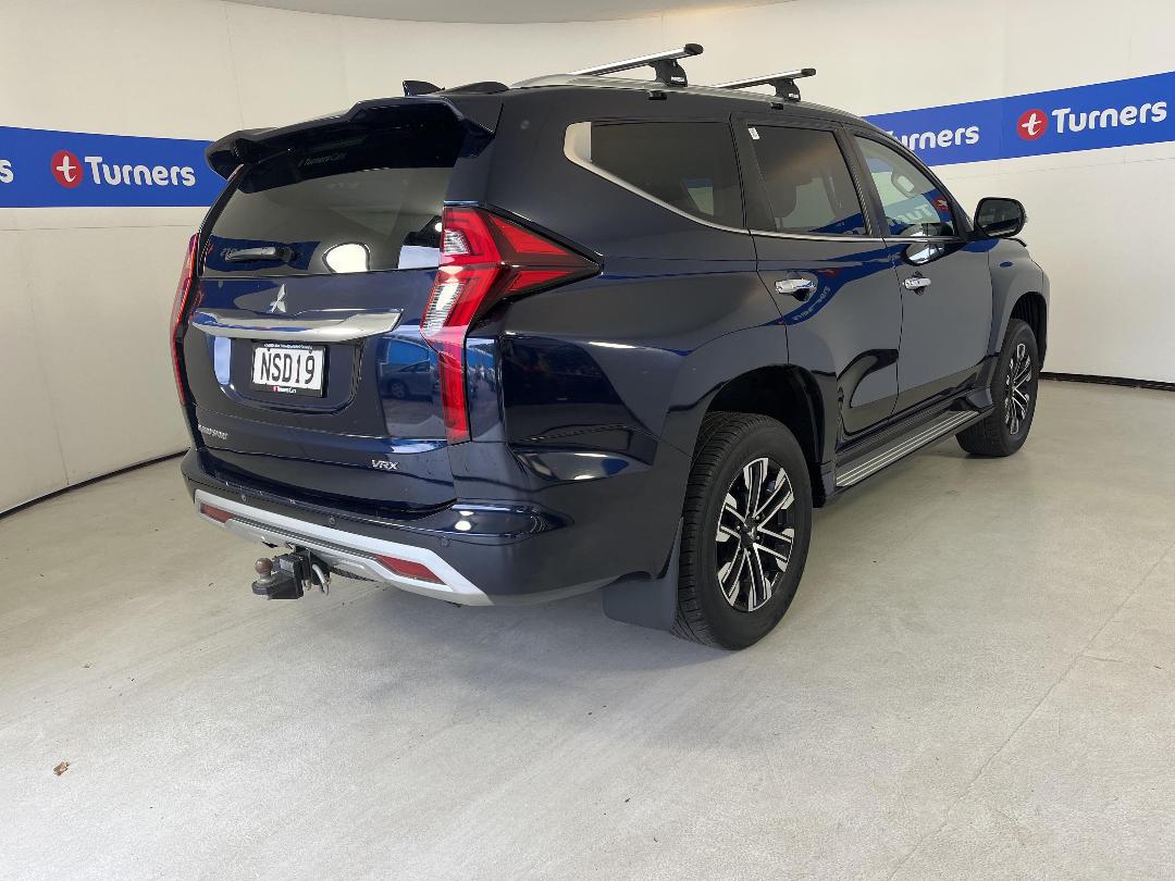 Photo '7' of Mitsubishi Pajero Sport