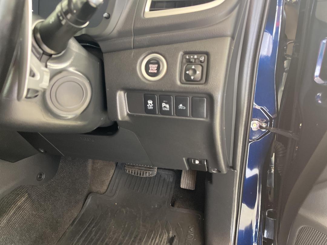 Photo '24' of Mitsubishi Pajero Sport