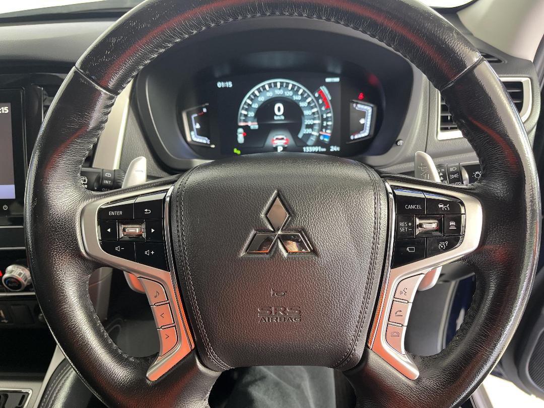 Photo '28' of Mitsubishi Pajero Sport