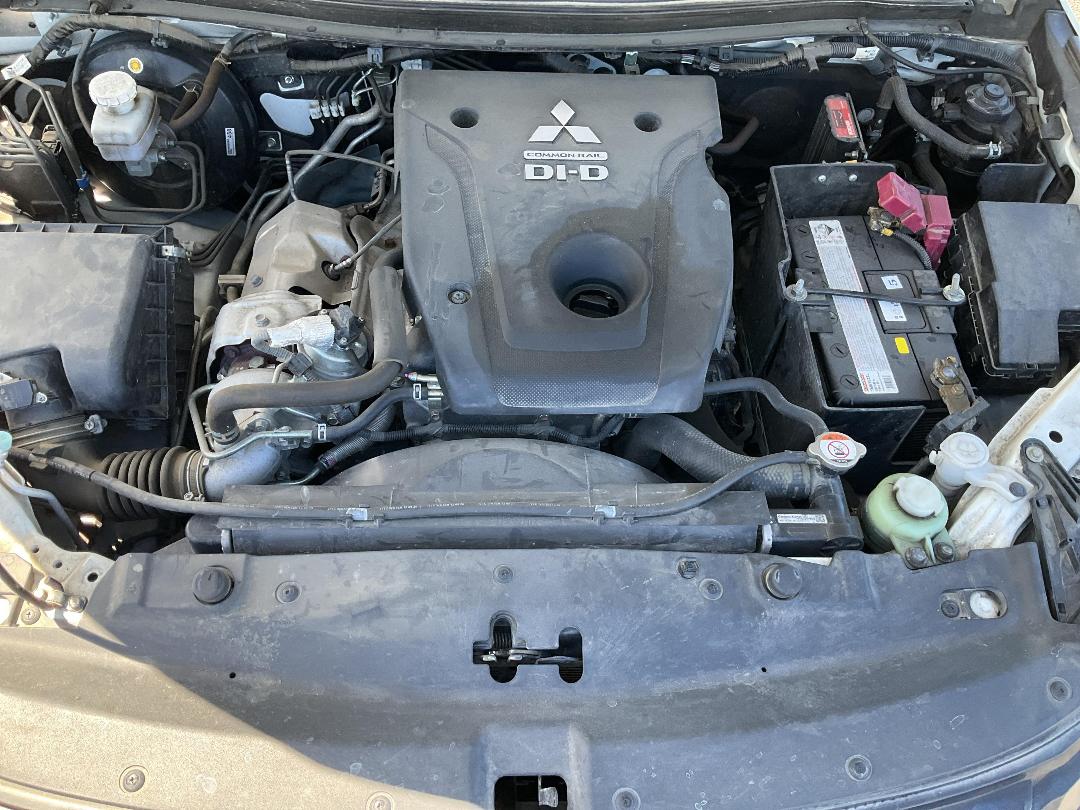 Photo '13' of Mitsubishi Triton Photo '13' of Mitsubishi Triton