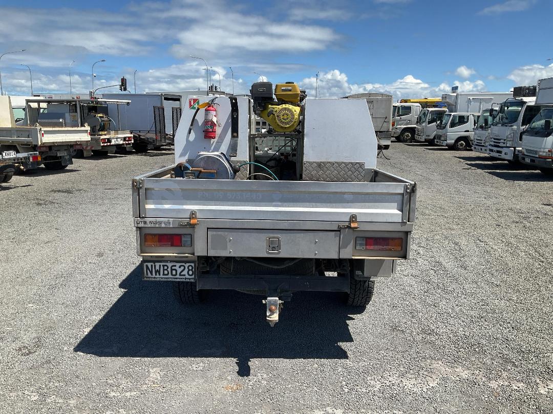 Photo '6' of Mitsubishi Triton Photo '6' of Mitsubishi Triton