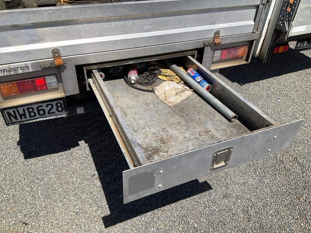 Photo '33' of Mitsubishi Triton Photo '33' of Mitsubishi Triton