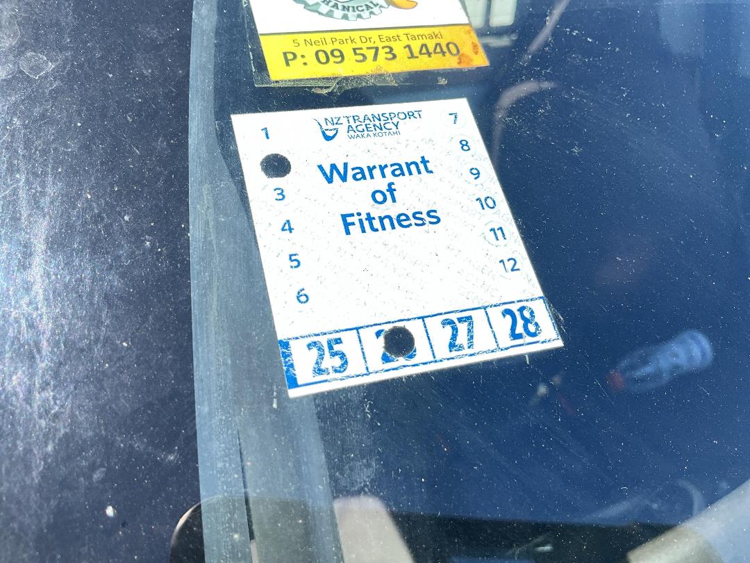 Photo '23' of Mitsubishi Triton Photo '23' of Mitsubishi Triton