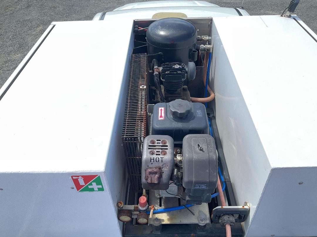 Photo '35' of Mitsubishi Triton