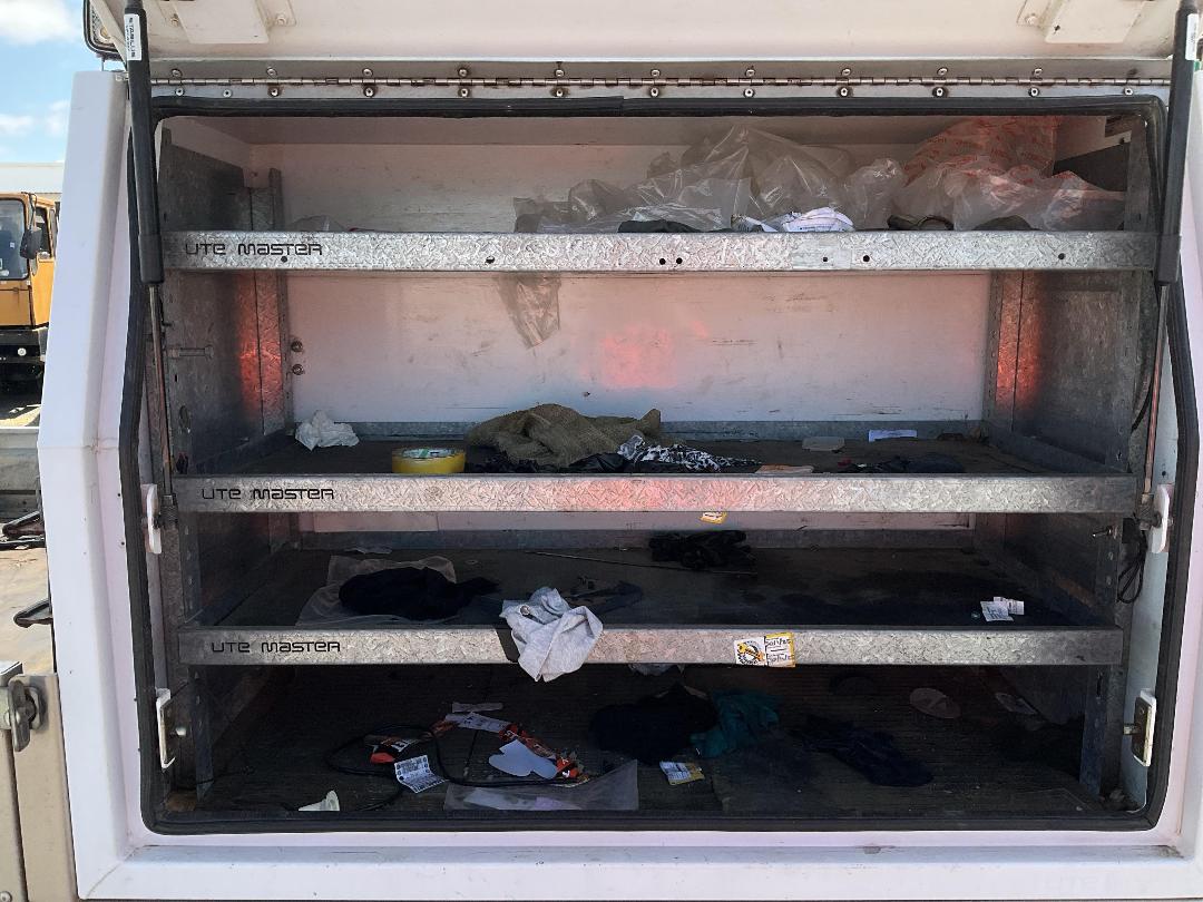 Photo '30' of Mitsubishi Triton