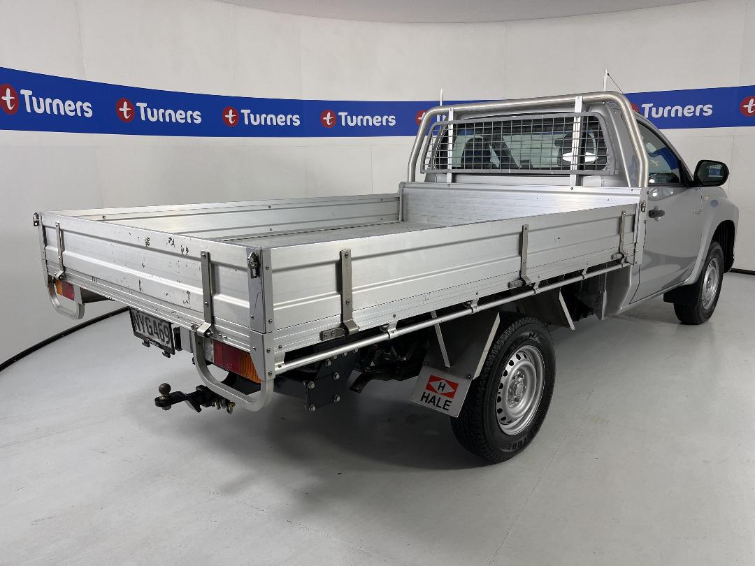 Photo '7' of Mitsubishi Triton Photo '7' of Mitsubishi Triton