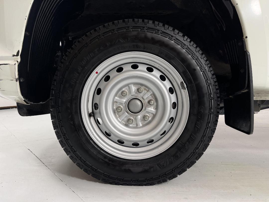 Photo '10' of Mitsubishi Triton Photo '10' of Mitsubishi Triton