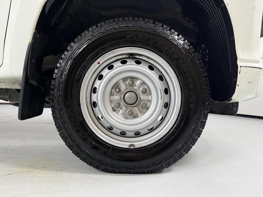 Photo '9' of Mitsubishi Triton Photo '9' of Mitsubishi Triton