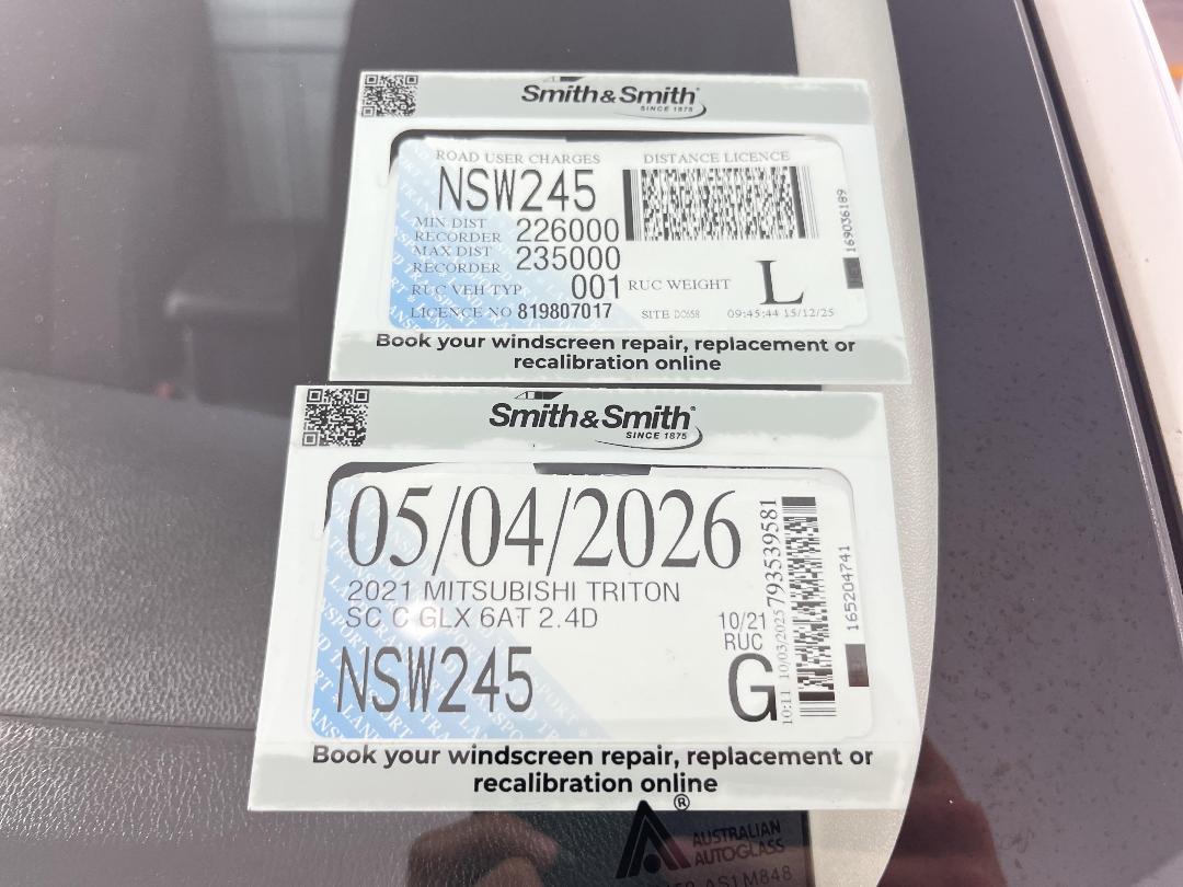 Photo '27' of Mitsubishi Triton Photo '27' of Mitsubishi Triton