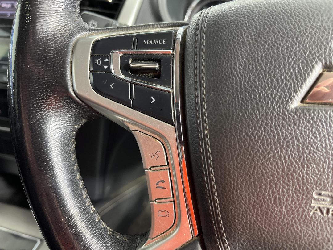 Photo '25' of Mitsubishi Triton