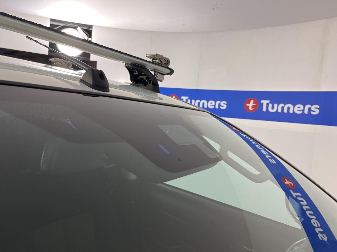 Photo '27' of Mitsubishi Triton