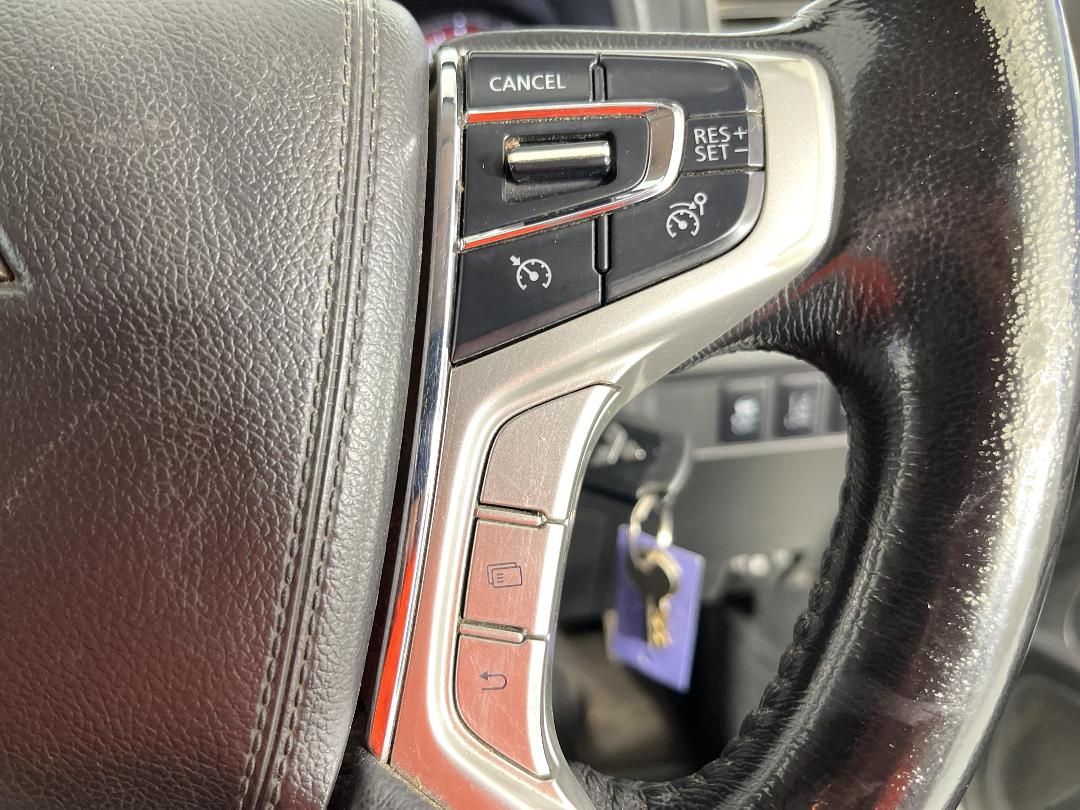 Photo '26' of Mitsubishi Triton