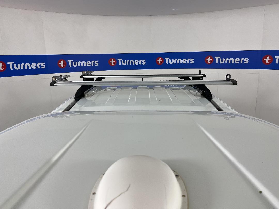 Photo '28' of Mitsubishi Triton